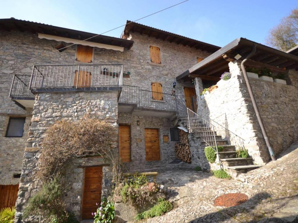 Rustico Lago Di Como B&B Barna Exterior photo